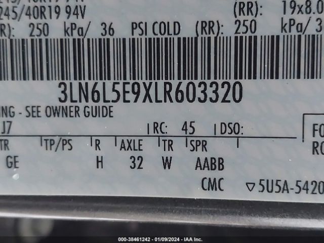 Photo 8 VIN: 3LN6L5E9XLR603320 - LINCOLN MKZ 