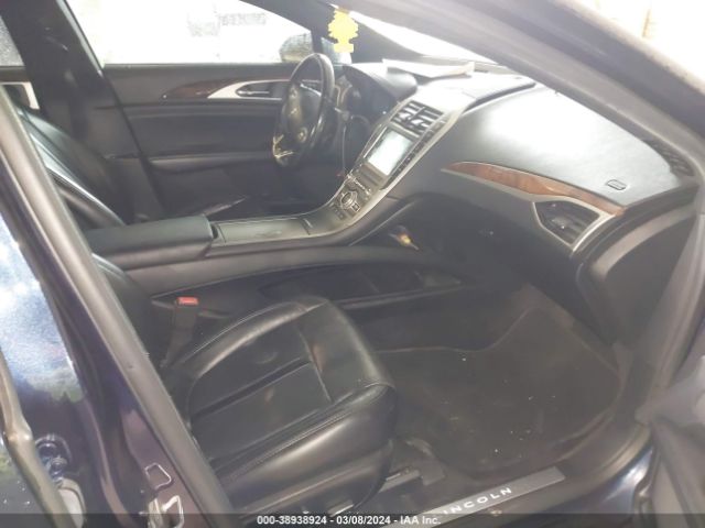 Photo 4 VIN: 3LN6L5EC0HR629833 - LINCOLN MKZ 