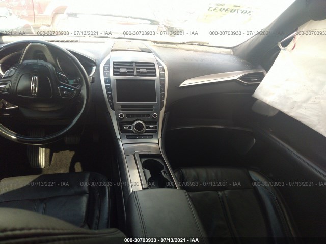 Photo 4 VIN: 3LN6L5EC5JR605422 - LINCOLN MKZ 