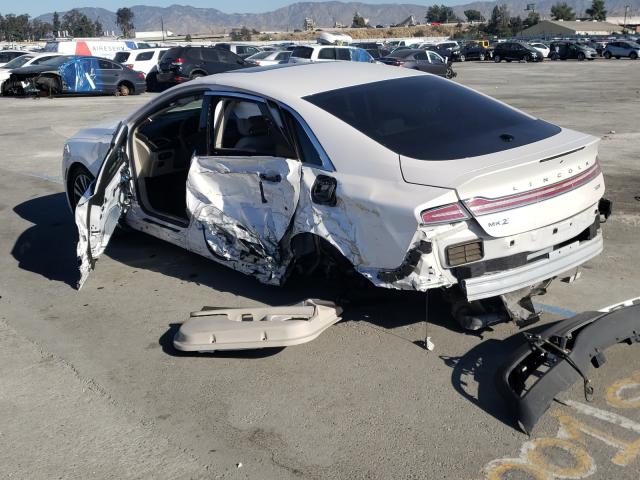 Photo 2 VIN: 3LN6L5EC5JR613780 - LINCOLN MKZ RESERV 