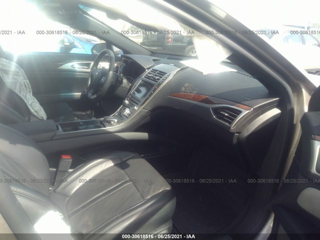 Photo 4 VIN: 3LN6L5ECXLR608786 - LINCOLN MKZ 