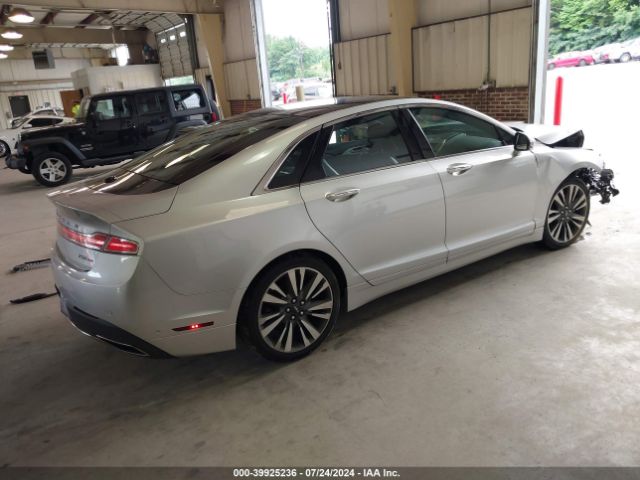 Photo 3 VIN: 3LN6L5F90KR621385 - LINCOLN MKZ 