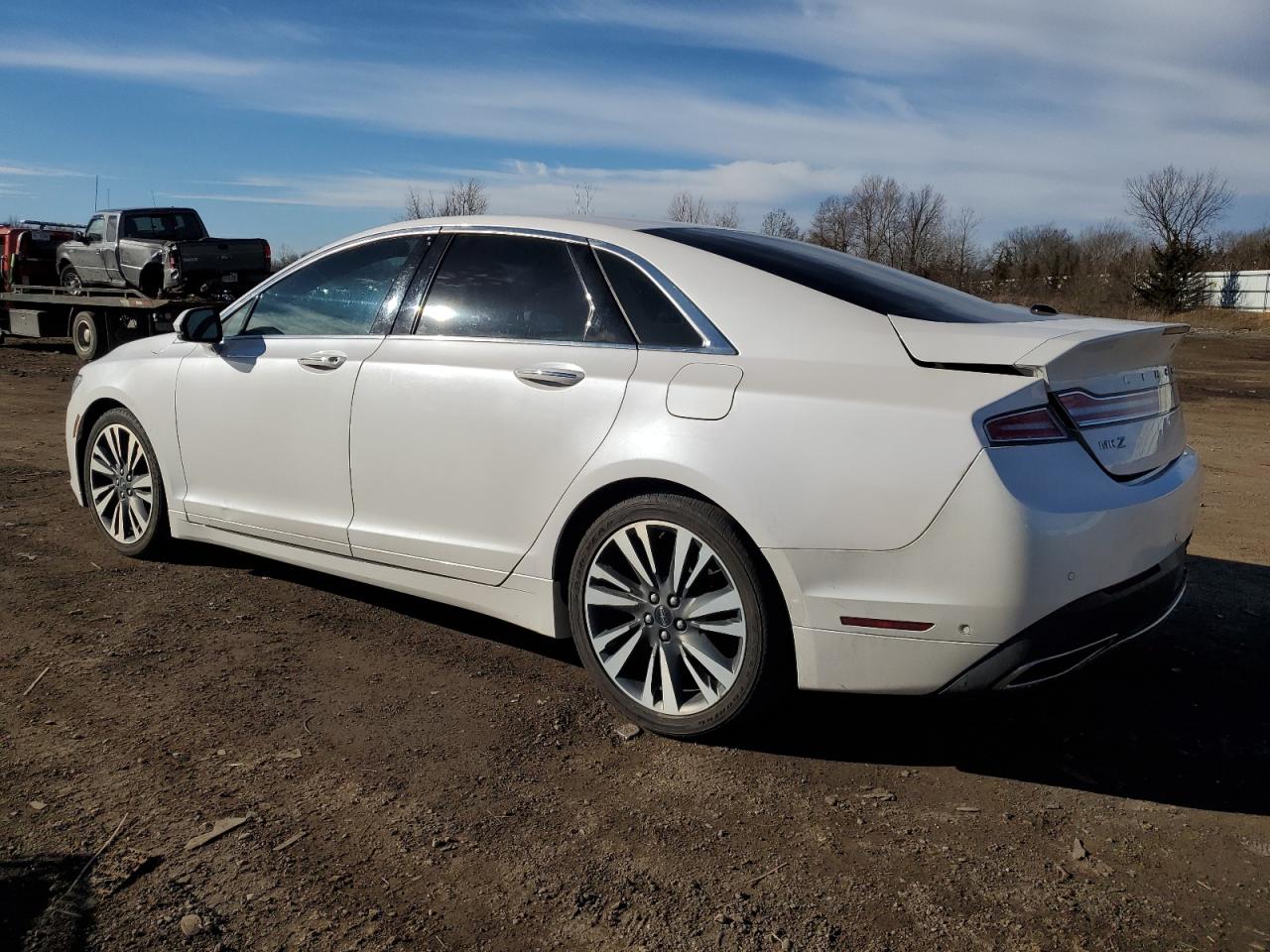 Photo 1 VIN: 3LN6L5F92KR607004 - LINCOLN MKZ 