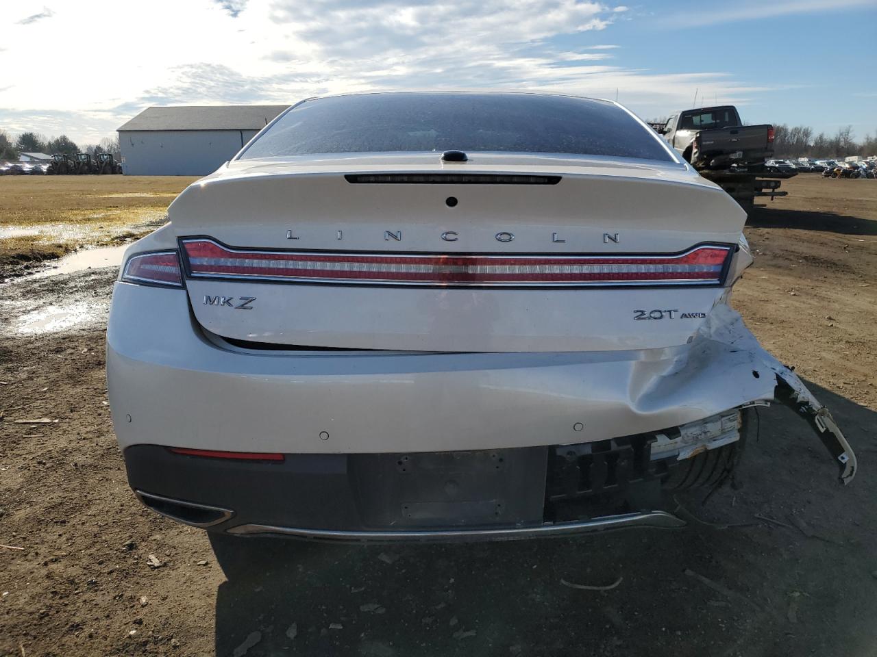 Photo 5 VIN: 3LN6L5F92KR607004 - LINCOLN MKZ 