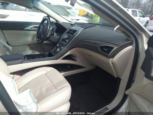 Photo 4 VIN: 3LN6L5F96HR621982 - LINCOLN MKZ 