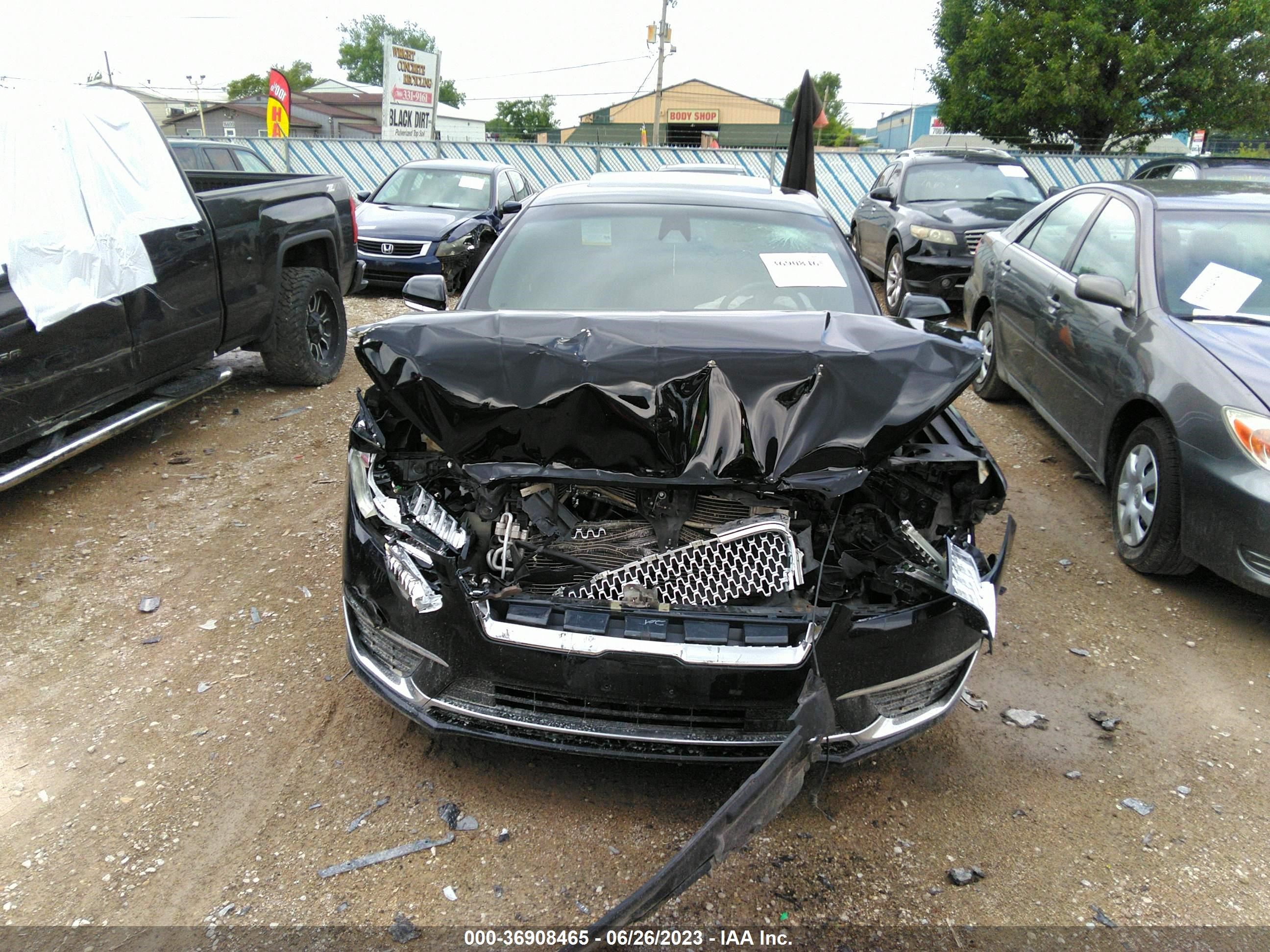 Photo 10 VIN: 3LN6L5F99HR633656 - LINCOLN MKZ 