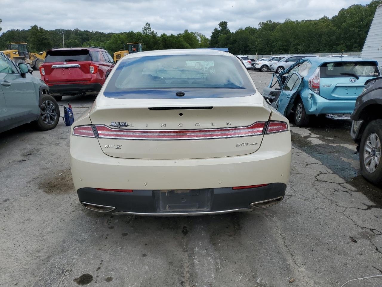 Photo 5 VIN: 3LN6L5FC3JR602324 - LINCOLN MKZ 