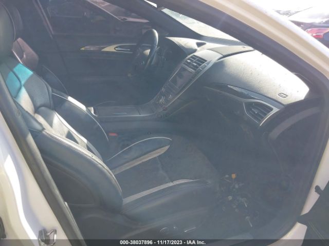 Photo 4 VIN: 3LN6L5FC4HR649095 - LINCOLN MKZ 