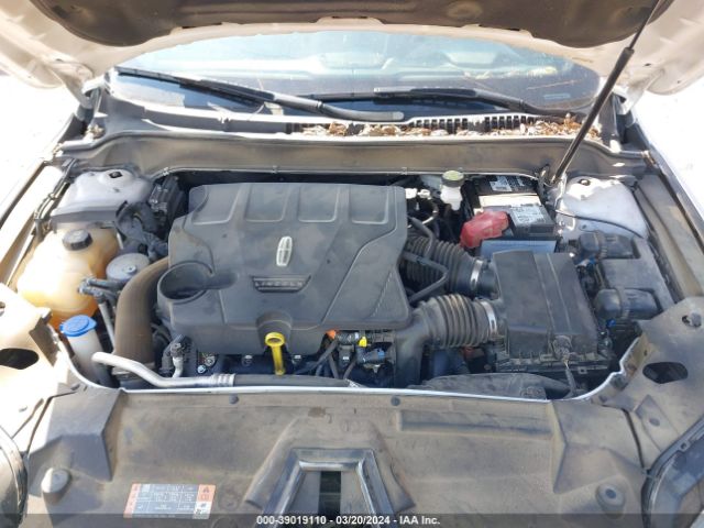 Photo 9 VIN: 3LN6L5FC4LR610998 - LINCOLN MKZ 