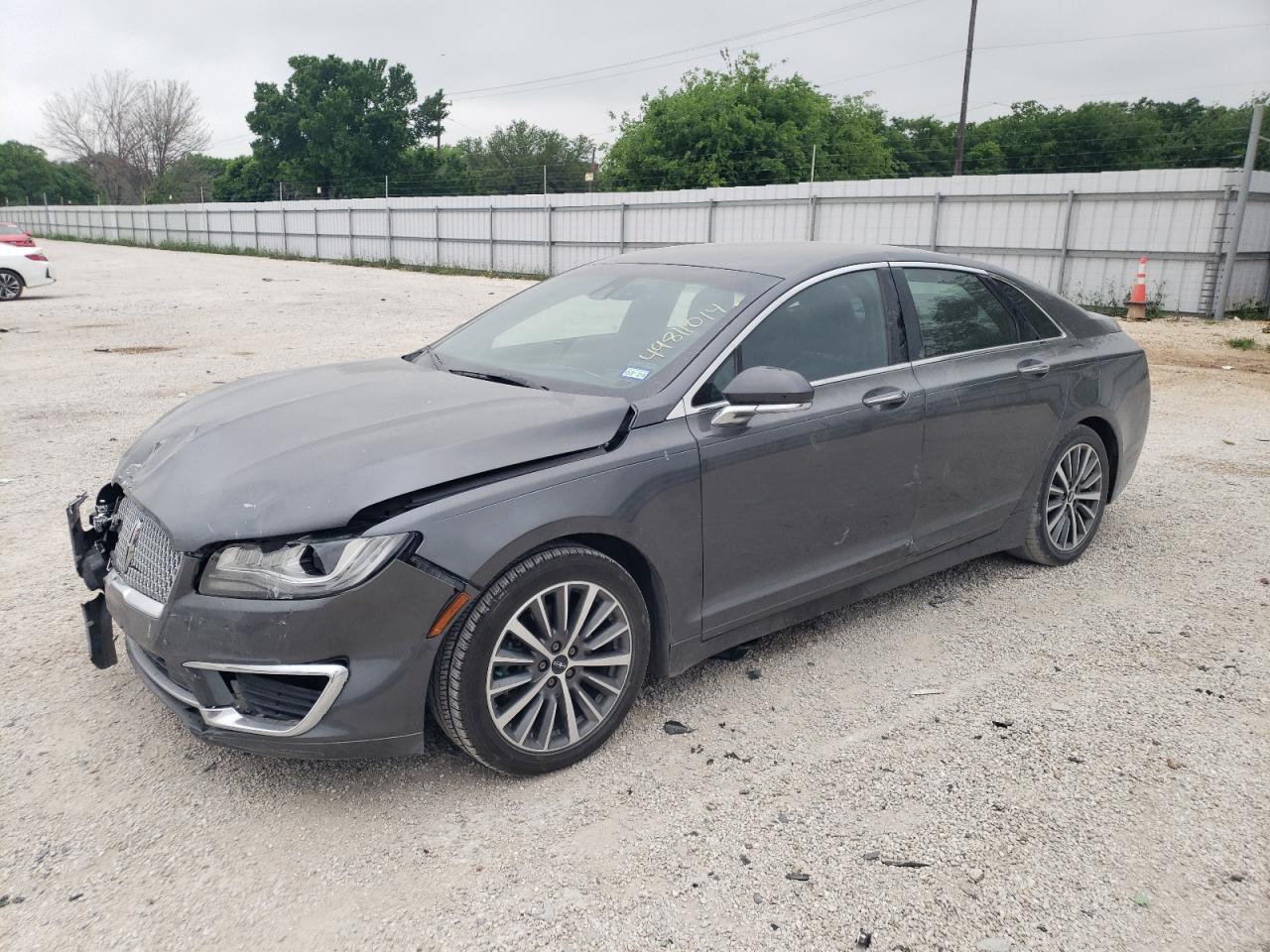 Photo 0 VIN: 3LN6L5KU1KR610955 - LINCOLN MKZ 