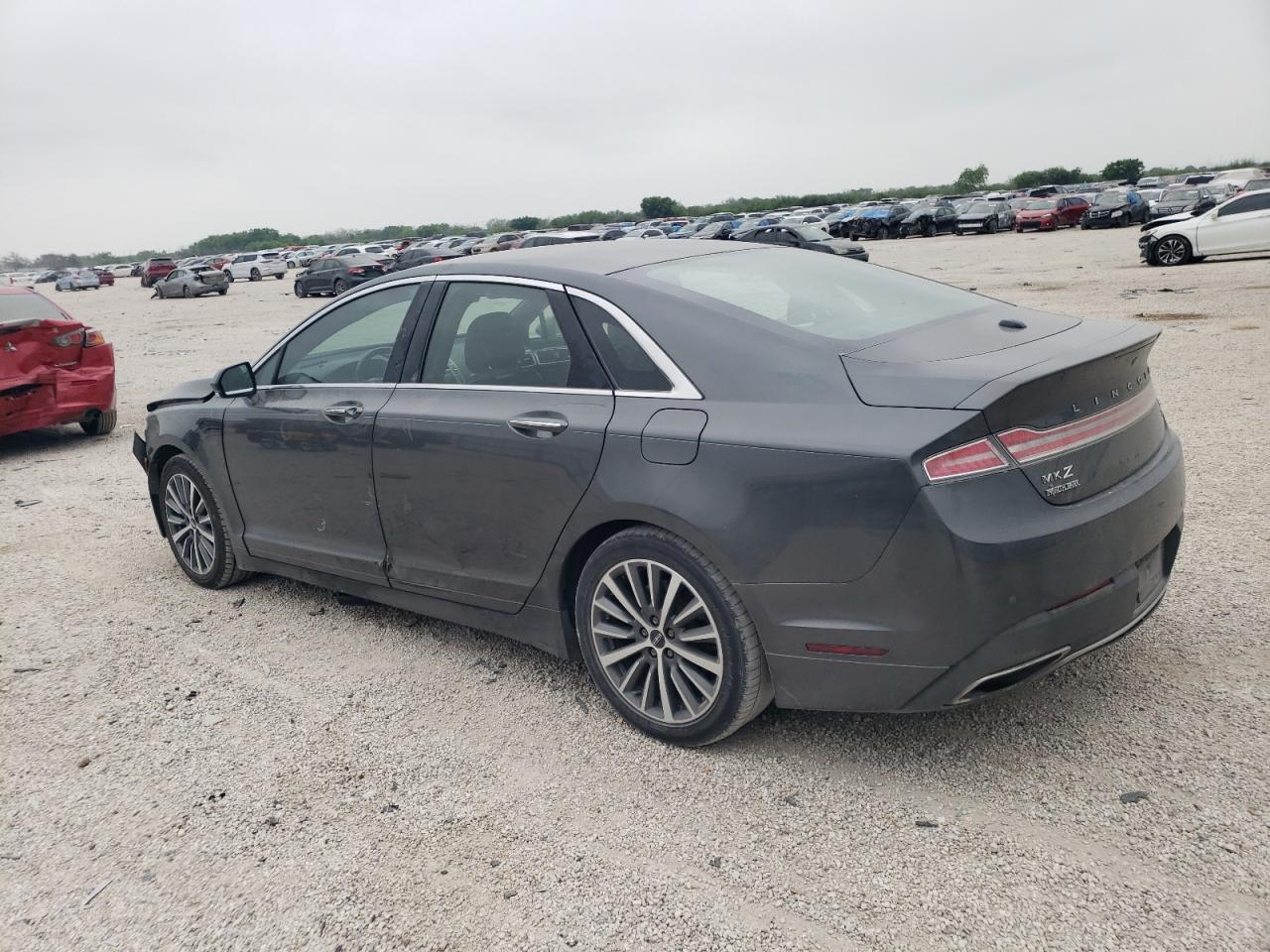 Photo 1 VIN: 3LN6L5KU1KR610955 - LINCOLN MKZ 