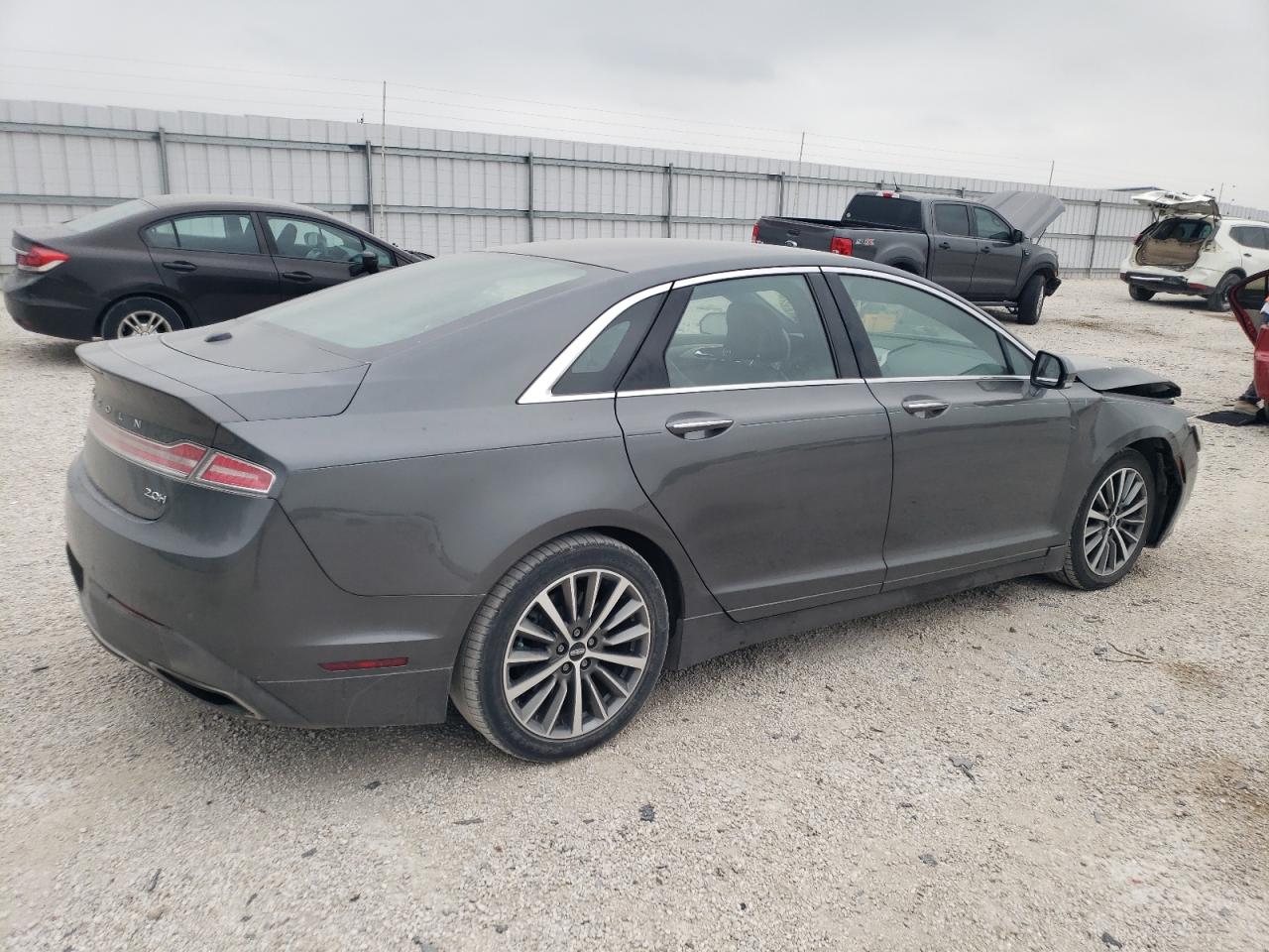 Photo 2 VIN: 3LN6L5KU1KR610955 - LINCOLN MKZ 