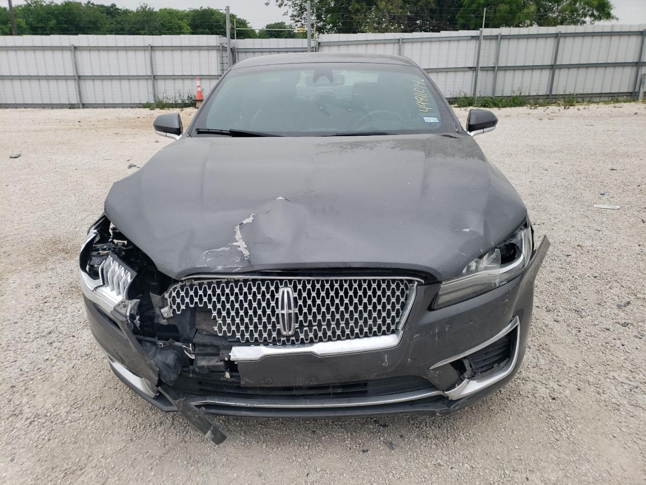 Photo 4 VIN: 3LN6L5KU1KR610955 - LINCOLN MKZ 