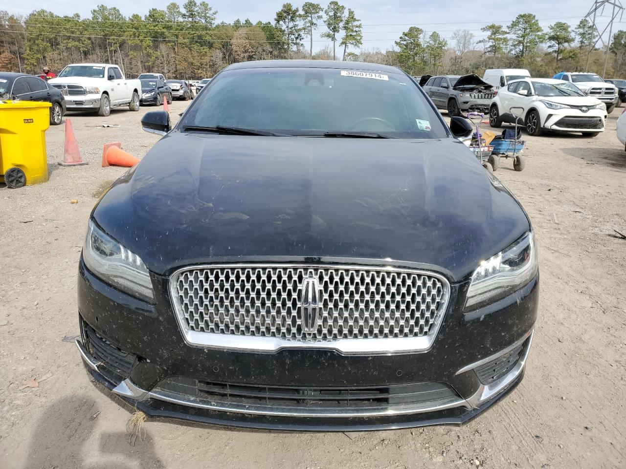 Photo 4 VIN: 3LN6L5LU3HR639025 - LINCOLN MKZ 