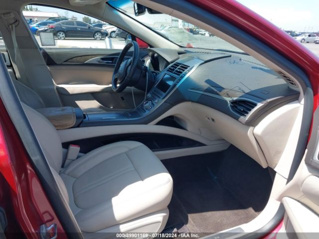 Photo 4 VIN: 3LN6L5LU3KR605643 - LINCOLN MKZ 