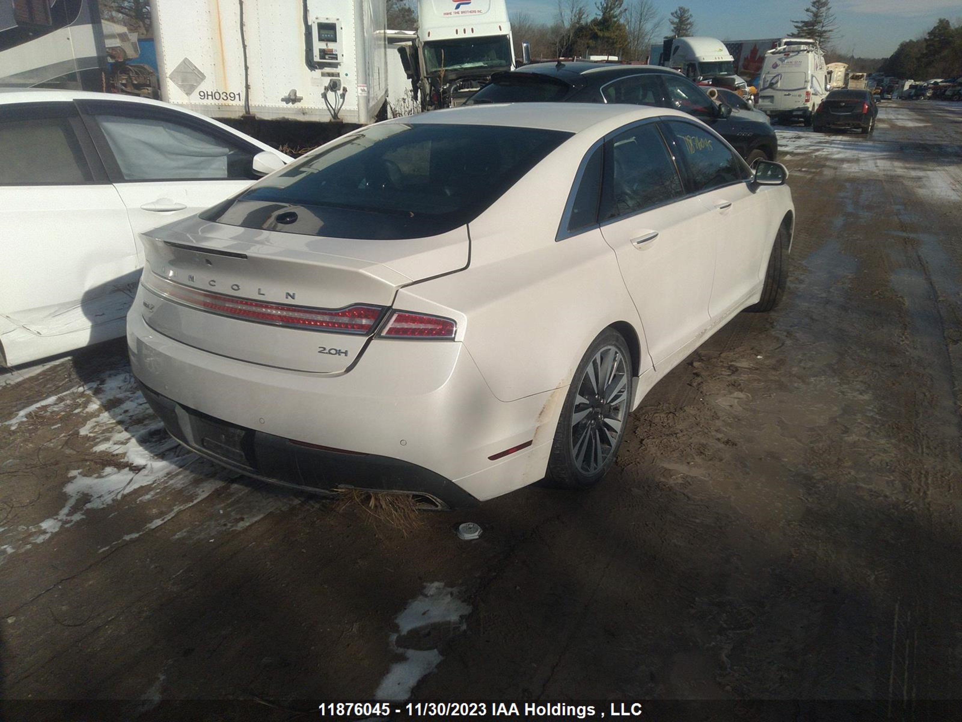 Photo 3 VIN: 3LN6L5LU5HR612182 - LINCOLN MKZ 