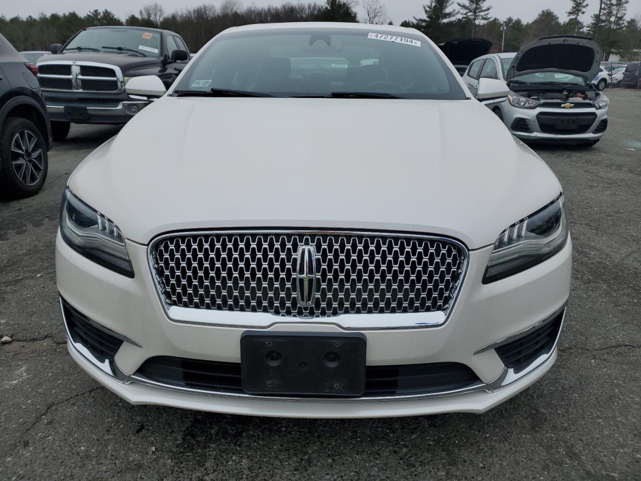 Photo 4 VIN: 3LN6L5LU7HR662162 - LINCOLN MKZ 