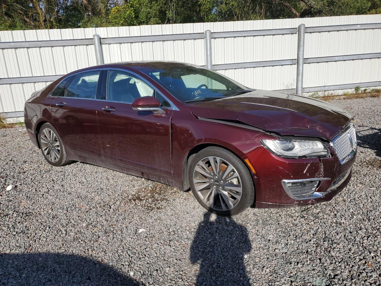 Photo 3 VIN: 3LN6L5MU0JR614832 - LINCOLN MKZ 