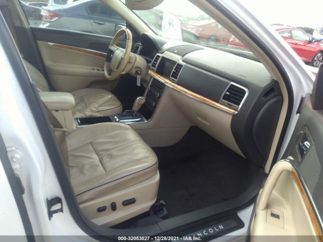 Photo 4 VIN: 3LNDL2L30BR756761 - LINCOLN MKZ 