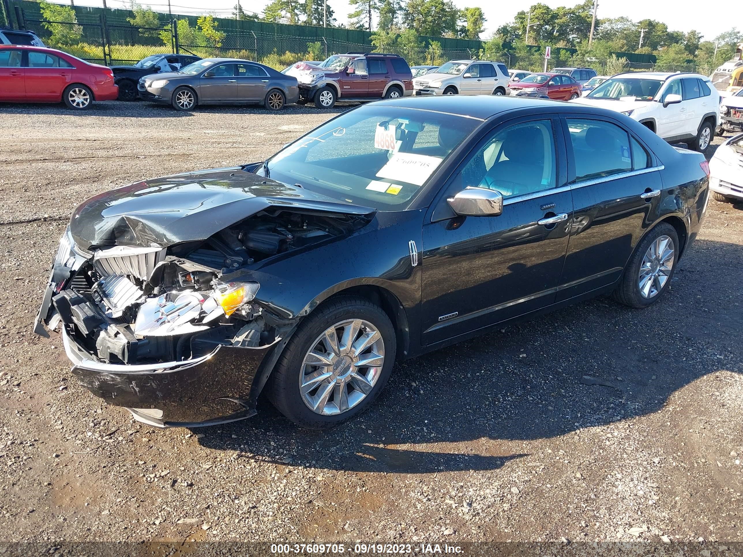 Photo 1 VIN: 3LNDL2L31CR814717 - LINCOLN MKZ 