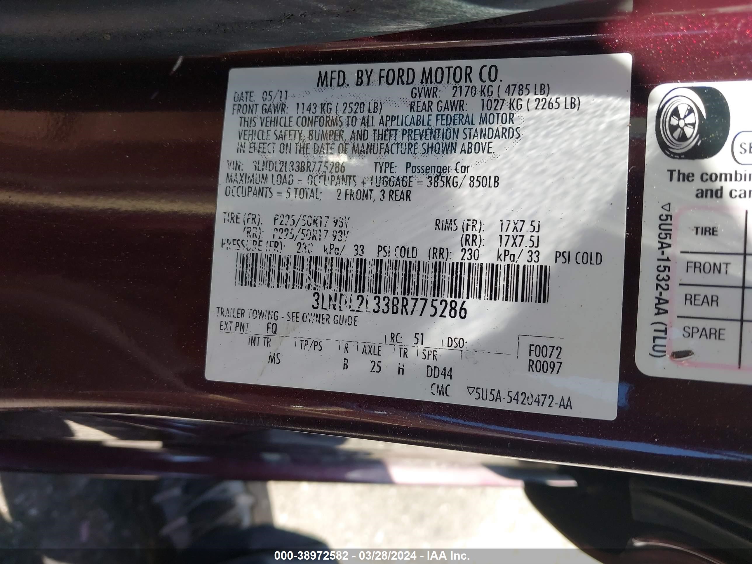 Photo 8 VIN: 3LNDL2L33BR775286 - LINCOLN MKZ 