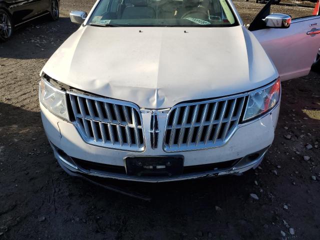 Photo 10 VIN: 3LNDL2L34BR752700 - LINCOLN MKZ 