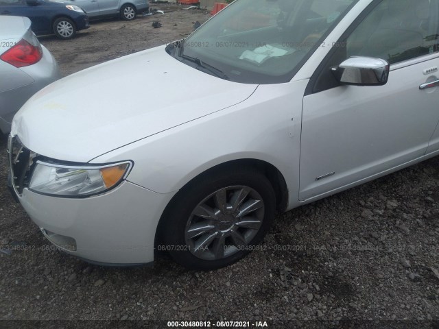 Photo 1 VIN: 3LNDL2L34BR754088 - LINCOLN MKZ 