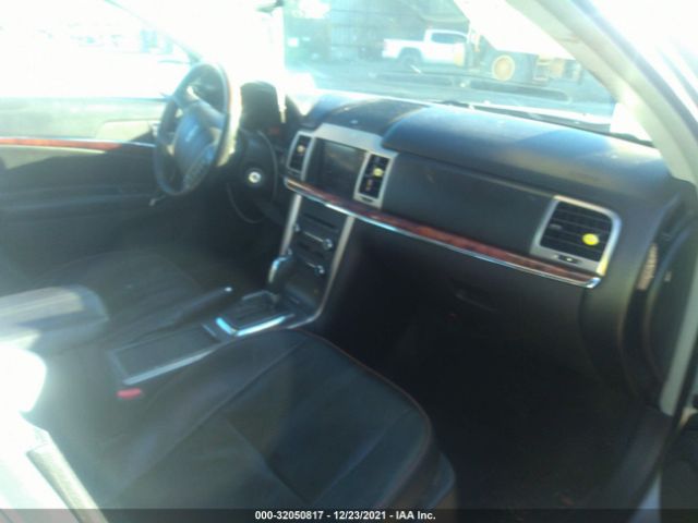 Photo 4 VIN: 3LNDL2L34BR773272 - LINCOLN MKZ 