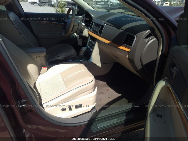 Photo 4 VIN: 3LNDL2L34CR815571 - LINCOLN MKZ 