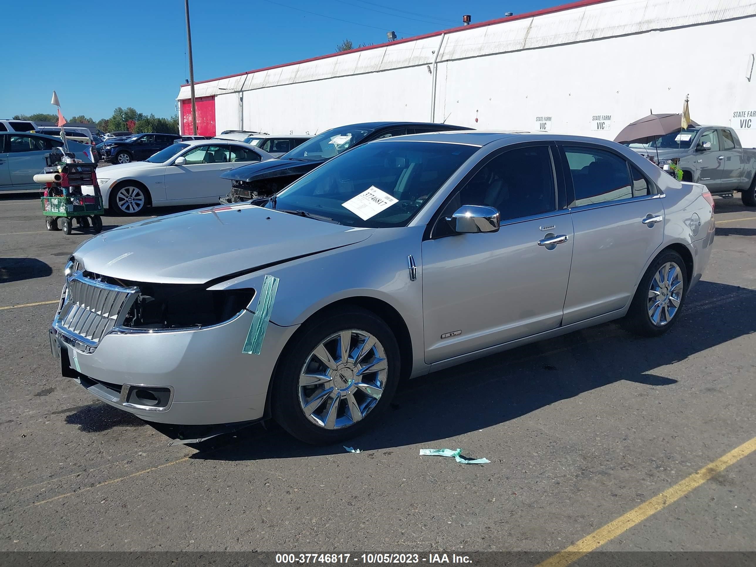 Photo 1 VIN: 3LNDL2L35CR827714 - LINCOLN MKZ 