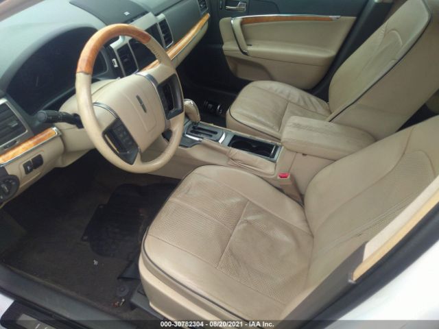 Photo 4 VIN: 3LNDL2L3XBR757576 - LINCOLN MKZ 