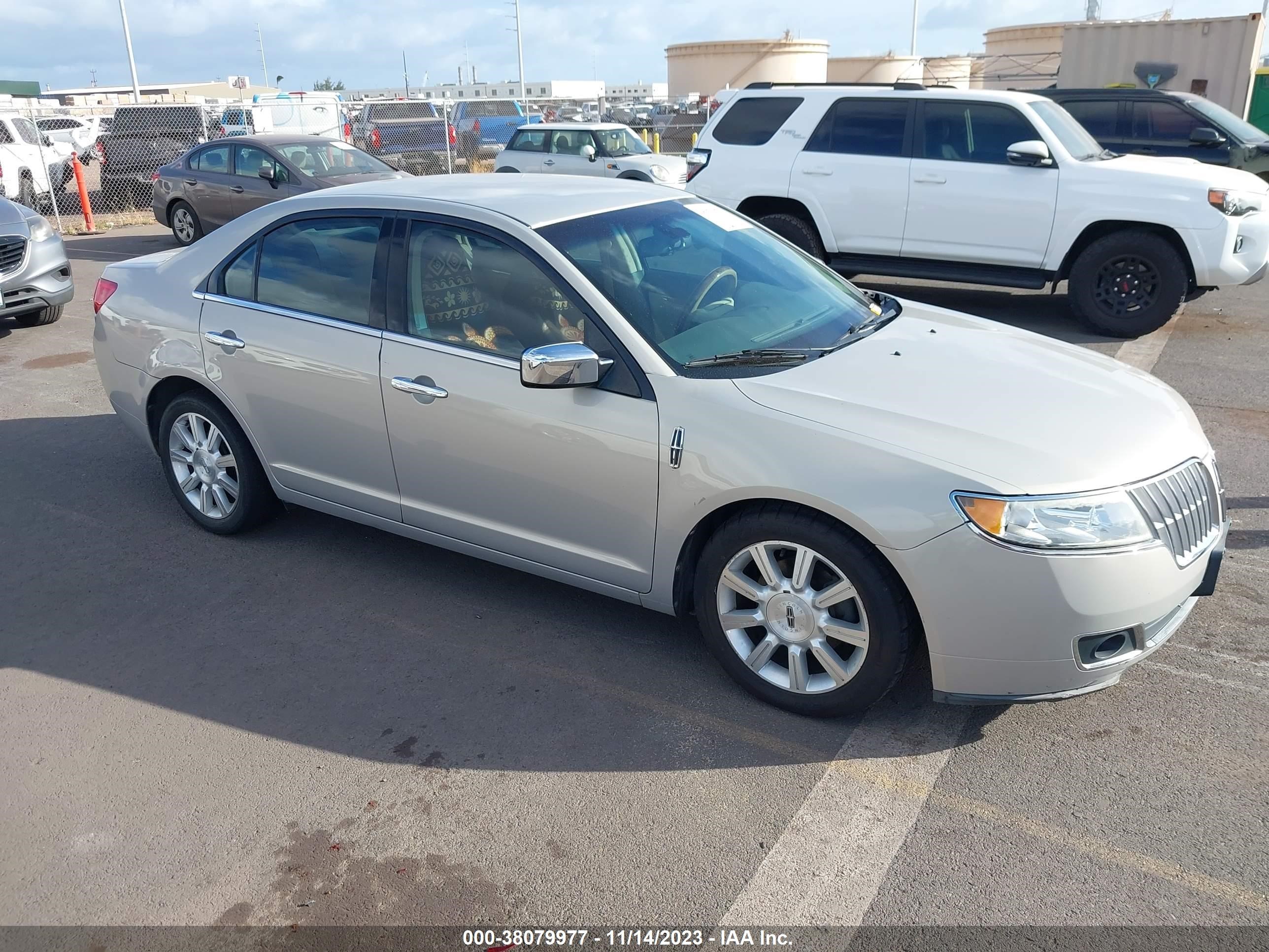 Photo 0 VIN: 3LNHC2GC1AR610394 - LINCOLN MKZ 