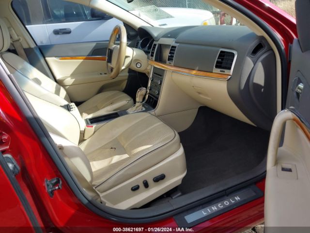 Photo 4 VIN: 3LNHL2GC0AR602237 - LINCOLN MKZ 