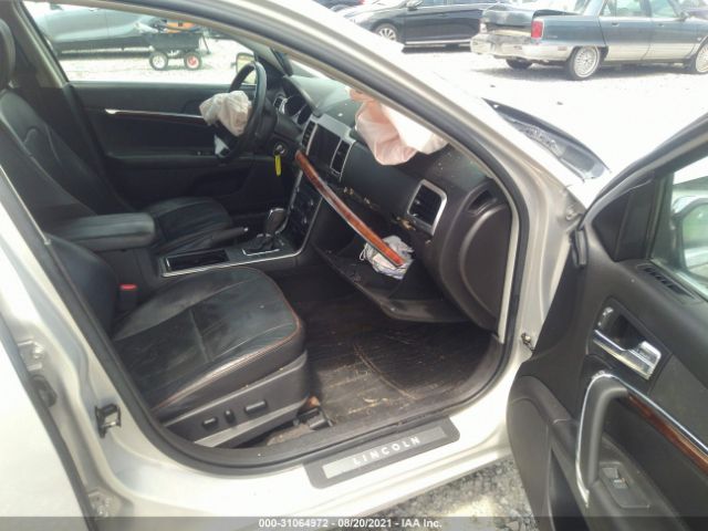 Photo 4 VIN: 3LNHL2GC0AR613397 - LINCOLN MKZ 