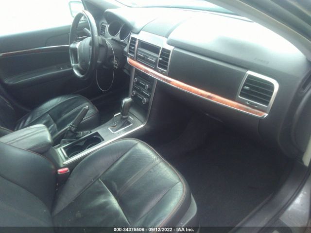 Photo 4 VIN: 3LNHL2GC0AR624142 - LINCOLN MKZ 