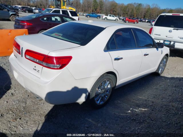 Photo 3 VIN: 3LNHL2GC0BR765908 - LINCOLN MKZ 