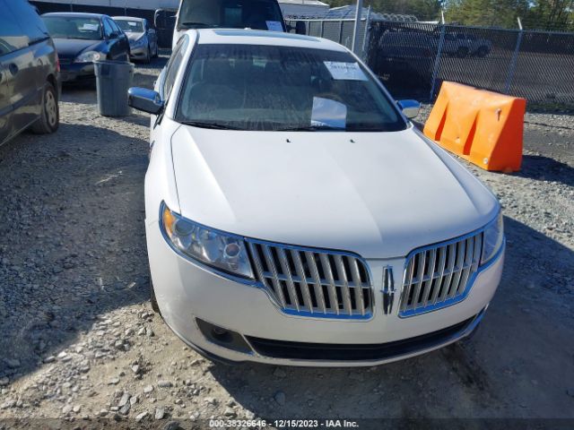 Photo 5 VIN: 3LNHL2GC0BR765908 - LINCOLN MKZ 