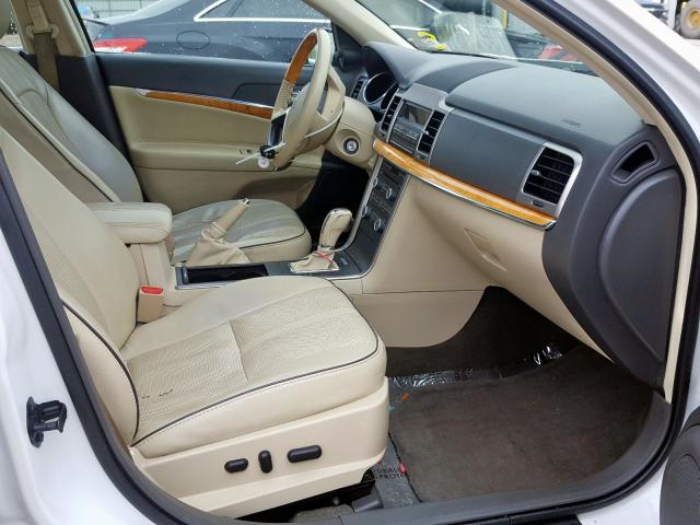 Photo 4 VIN: 3LNHL2GC0CR800884 - LINCOLN MKZ 