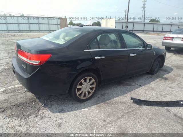 Photo 3 VIN: 3LNHL2GC0CR805762 - LINCOLN MKZ 