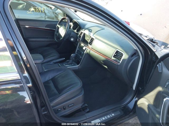 Photo 4 VIN: 3LNHL2GC1AR601257 - LINCOLN MKZ 