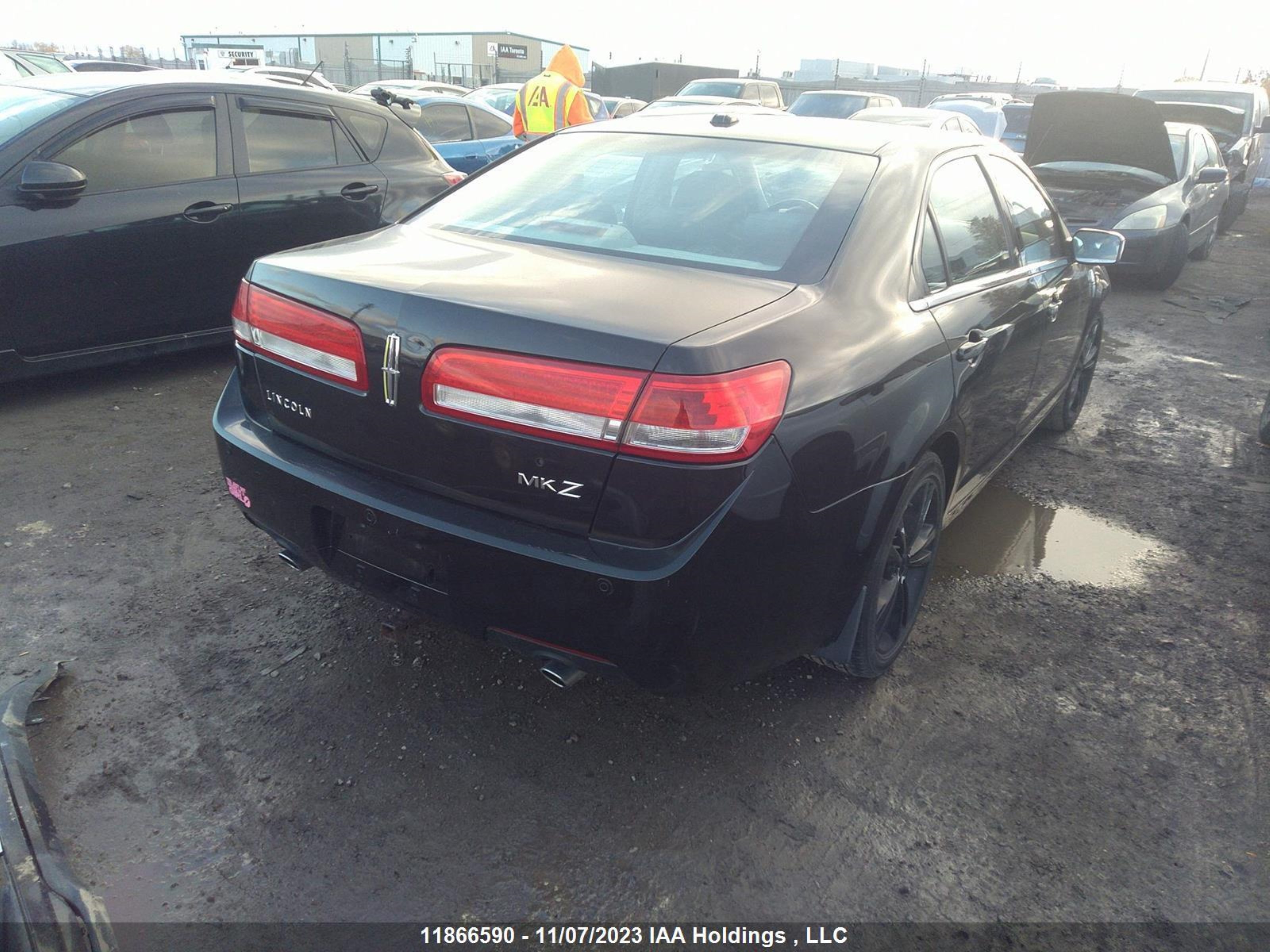 Photo 3 VIN: 3LNHL2GC1AR602036 - LINCOLN MKZ 