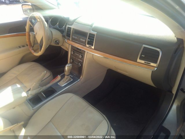 Photo 4 VIN: 3LNHL2GC1AR751191 - LINCOLN MKZ 