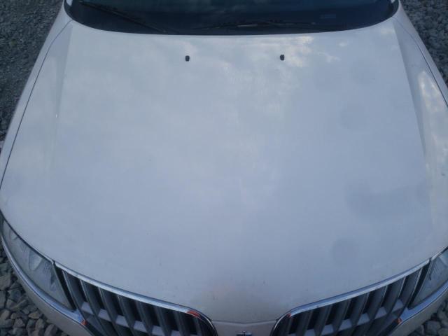 Photo 10 VIN: 3LNHL2GC1CR814292 - LINCOLN MKZ 