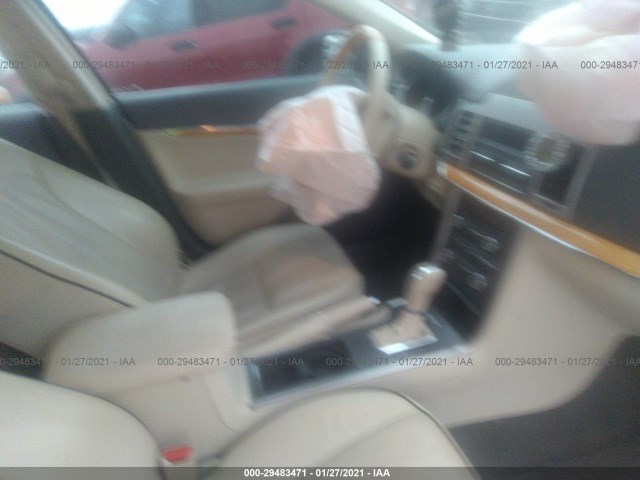 Photo 4 VIN: 3LNHL2GC1CR819072 - LINCOLN MKZ 