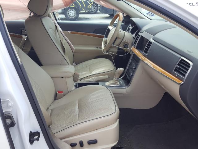 Photo 4 VIN: 3LNHL2GC1CR819217 - LINCOLN MKZ 