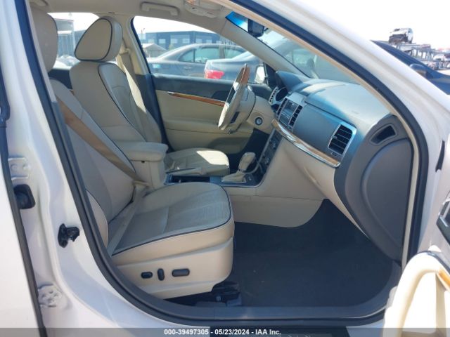 Photo 4 VIN: 3LNHL2GC2AR754214 - LINCOLN MKZ 