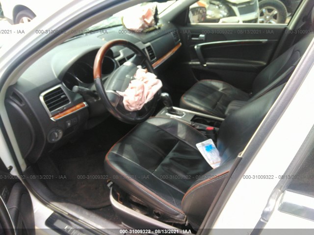 Photo 4 VIN: 3LNHL2GC2BR750634 - LINCOLN MKZ 