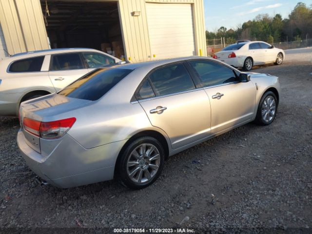 Photo 3 VIN: 3LNHL2GC2BR753792 - LINCOLN MKZ 