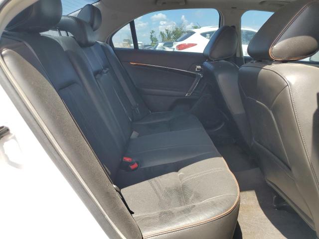 Photo 9 VIN: 3LNHL2GC2BR757342 - LINCOLN MKZ 