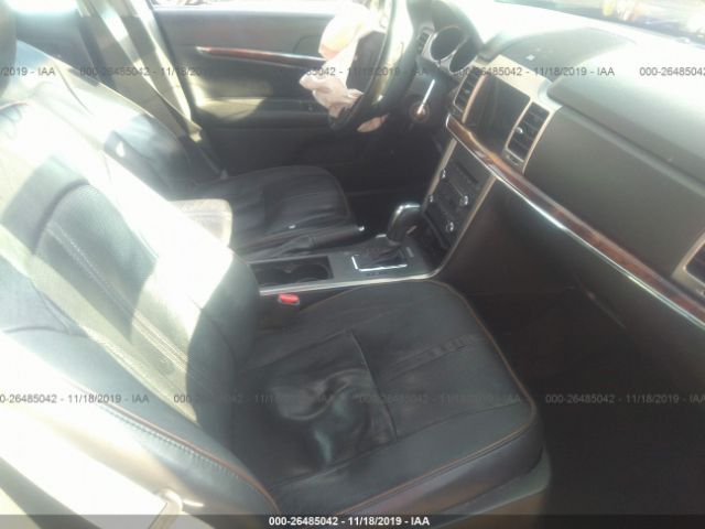 Photo 4 VIN: 3LNHL2GC2BR766977 - LINCOLN MKZ 